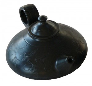 théière en poterie culinaire noire OYera